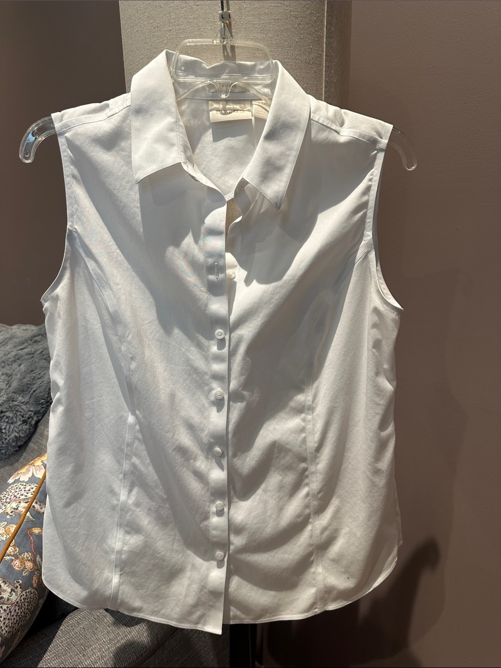 Chico's White Sleeveless Button-Front Shirt
